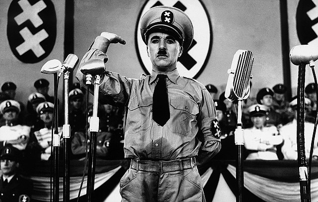 Le Dictateur (1940) de Charlie Chaplin : Un Chef-d’œuvre Satirique contre la Tyrannie