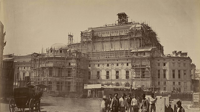 5 Janvier 1875 : L'Éclat de Paris : Une Plongée dans l'Inauguration de l'Opéra Garnier