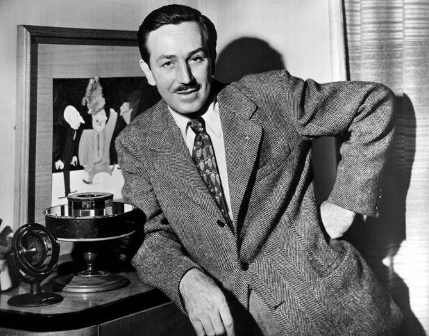 Walt Disney dans sa jeunesse, à l'époque des premiers studios d'animation
