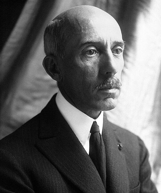 Santos Dumont: A trajetória do genial inventor que teve morte trágica